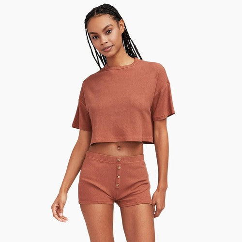 Ribbed Lightweight Cropped Tee